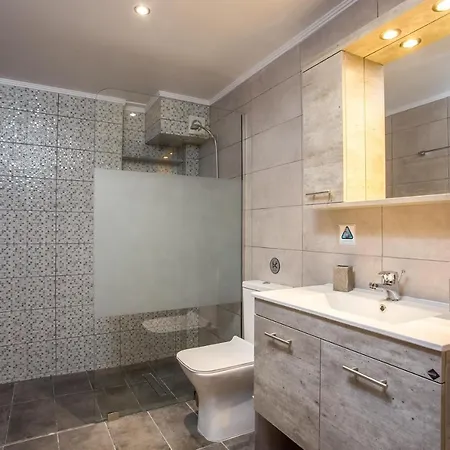 Oleana Center Rhodes City