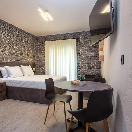 Oleana Center Apartment *