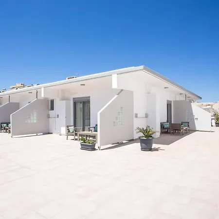 Oleana Center Apartment