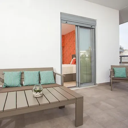 Oleana Center * Rhodes City