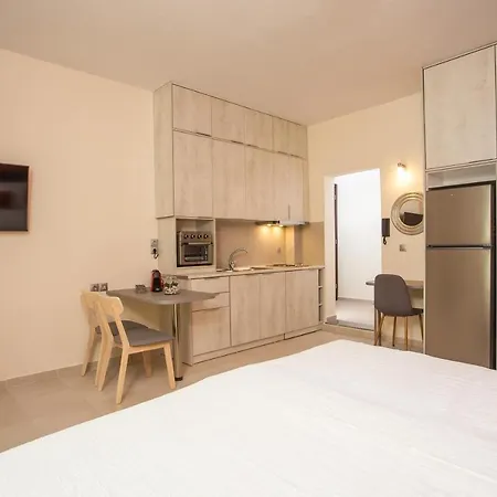 Oleana Center Apartman *