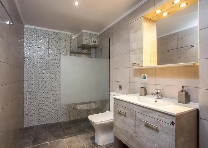 Oleana Center Rhodes City